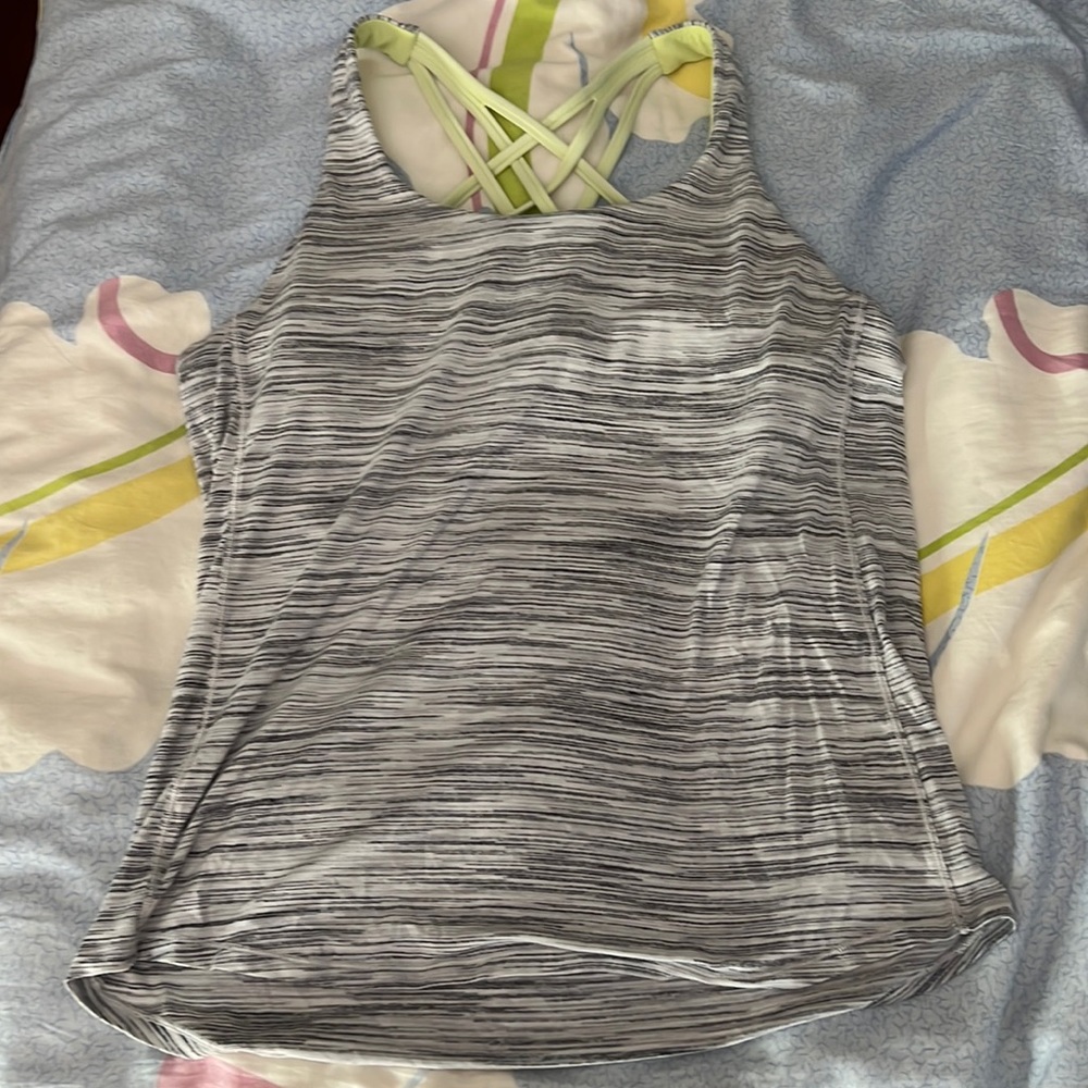 Lululemon Tank Top with Build in Bra; Size 10